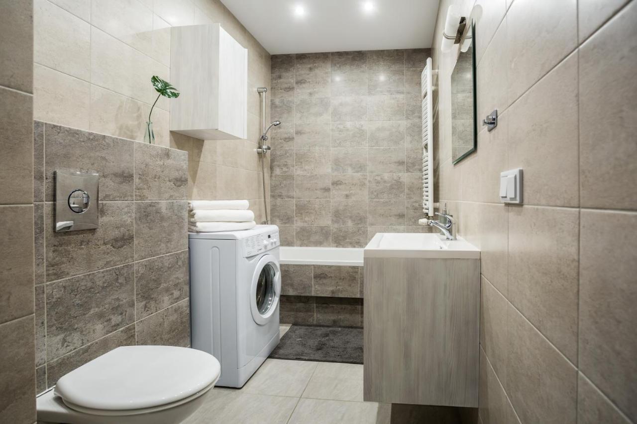 Resinest Apartamenty Kaczorowskiego 7 Białystok Dış mekan fotoğraf