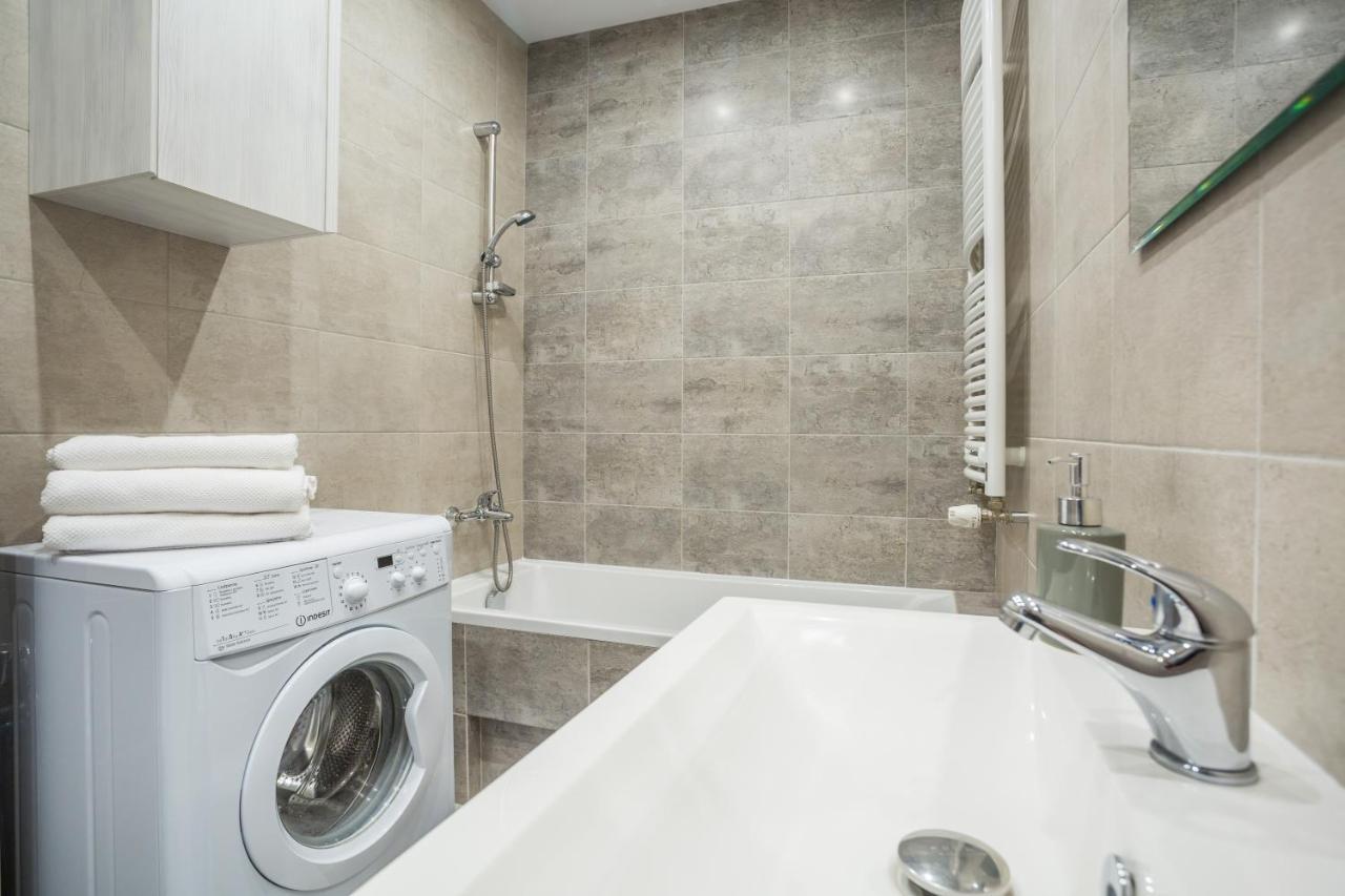 Resinest Apartamenty Kaczorowskiego 7 Białystok Dış mekan fotoğraf